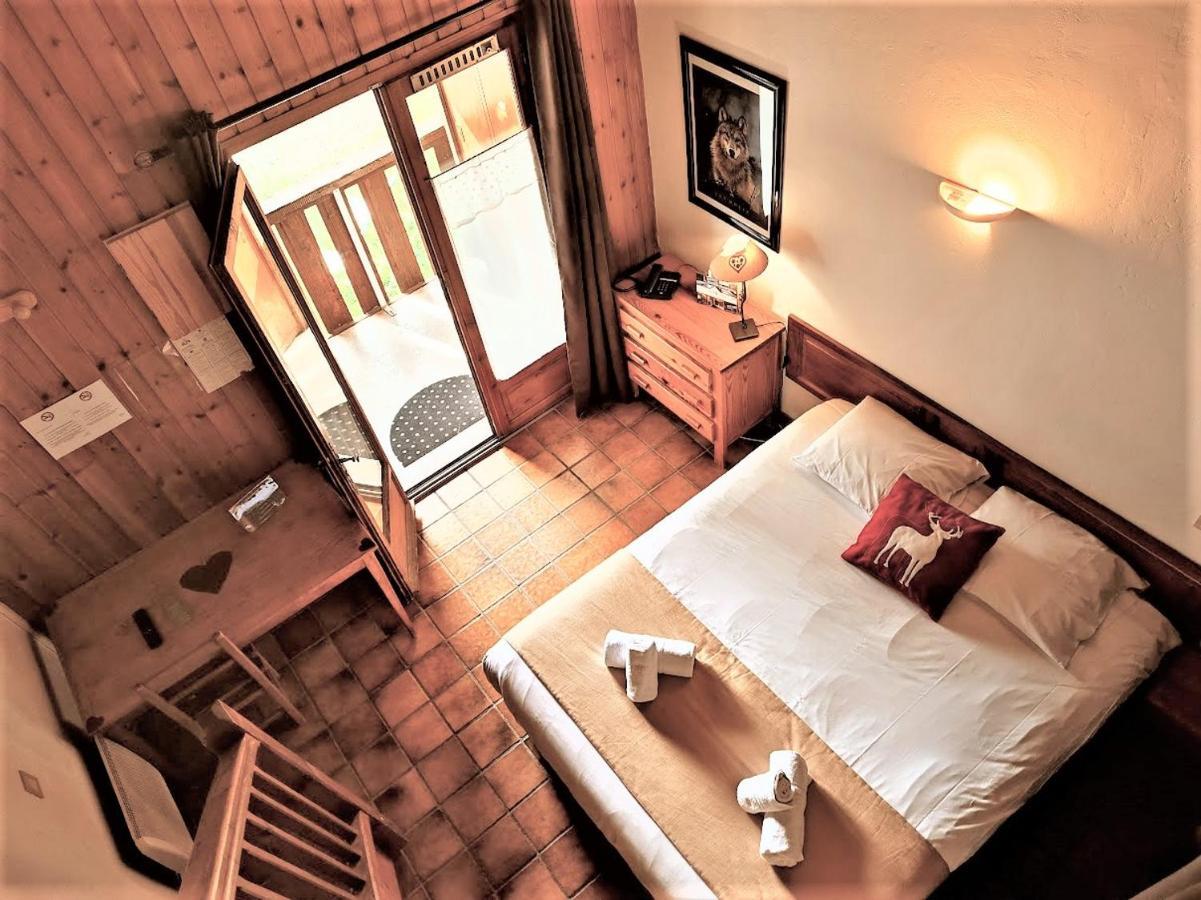 Chalet Hotel Les Blancs Pra Loup Exterior photo